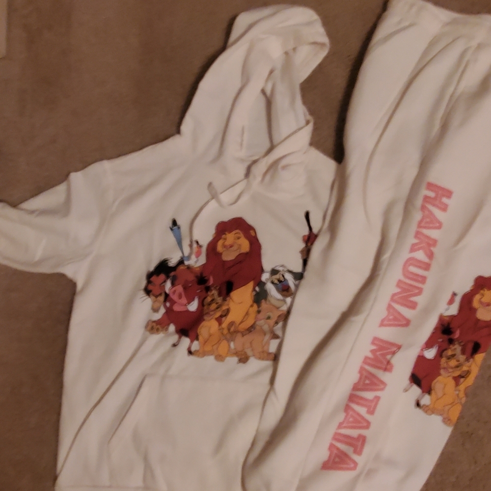 Disney White Lion King Hoodie Sweatshirt